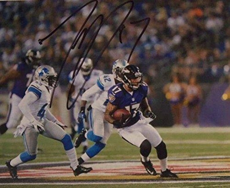 Tandon Doss Signed Autographed Glossy 8x10 Photo Poster painting - Baltimore Ravens