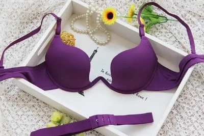 2019 Hot Sexy Cross Halter-Neck Women 1/2 cup Deep U Bra One-Piece Seamless Solid Underwear Invisible Bra brief sets