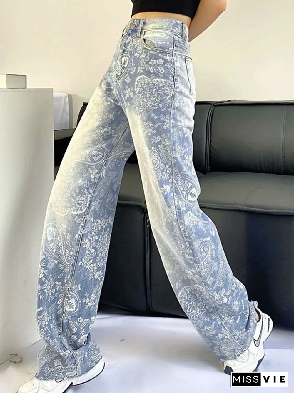 Faded Wash Floral Boyfriend Jeans