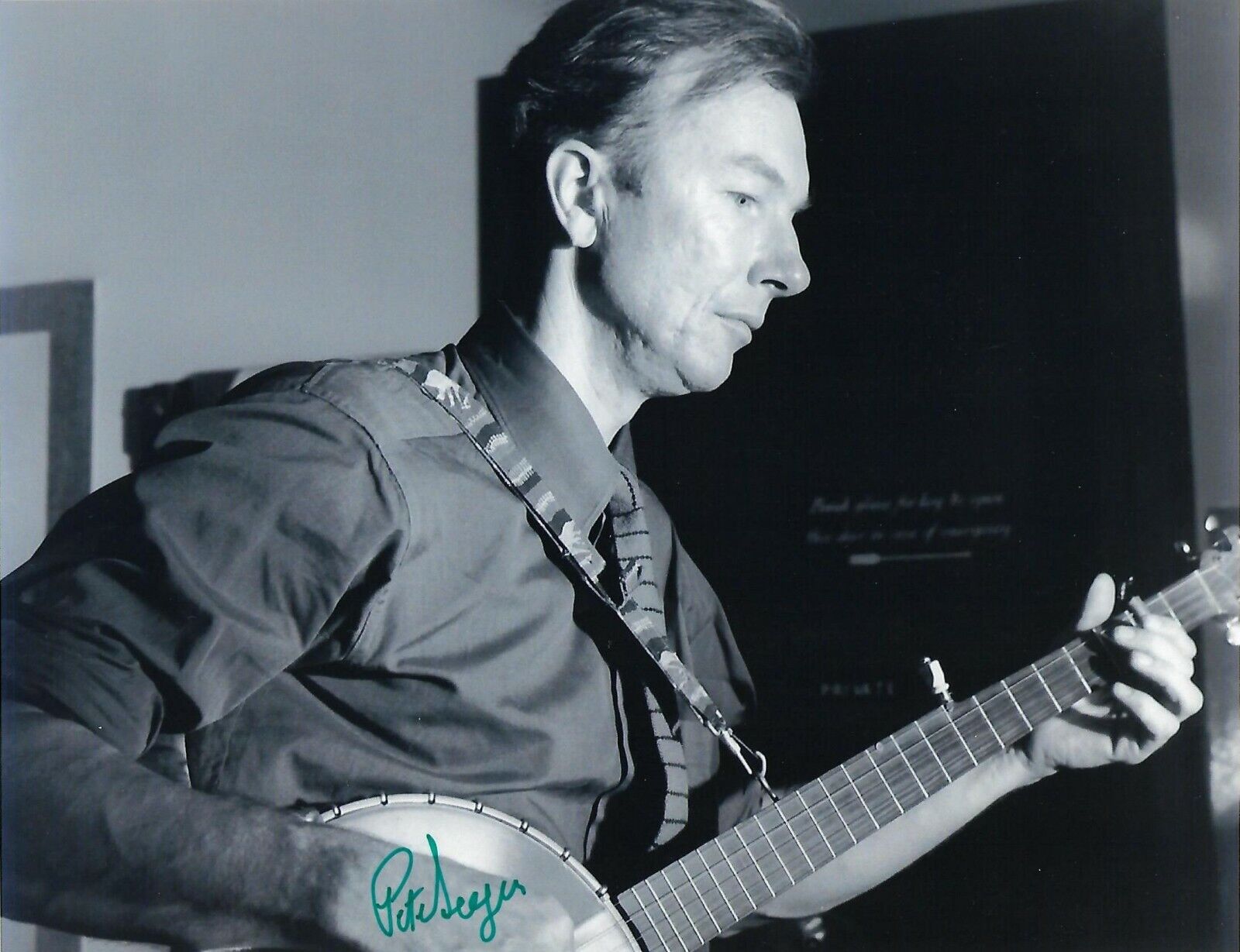 Pete Seeger Famous Social Activist Folk Singer Signed Auto Autographed Photo Poster painting