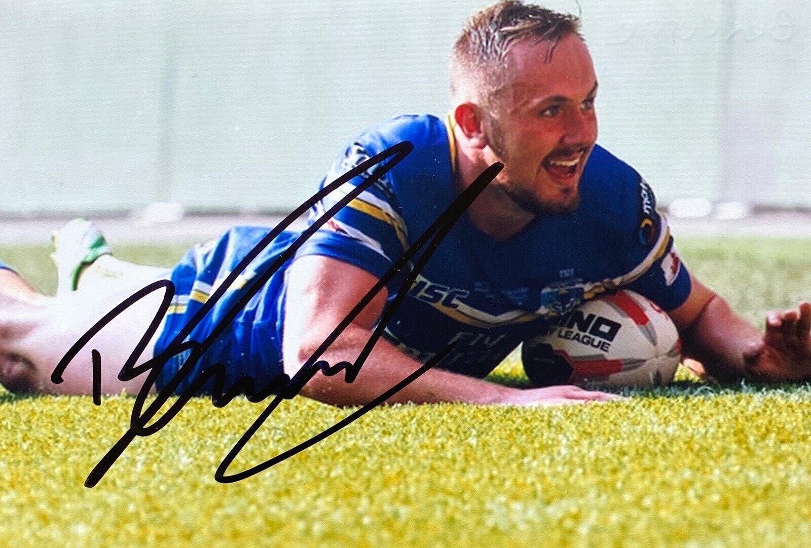 Ben Currie Genuine Hand Signed 6X4 Photo Poster painting - Warrington Wolves 4