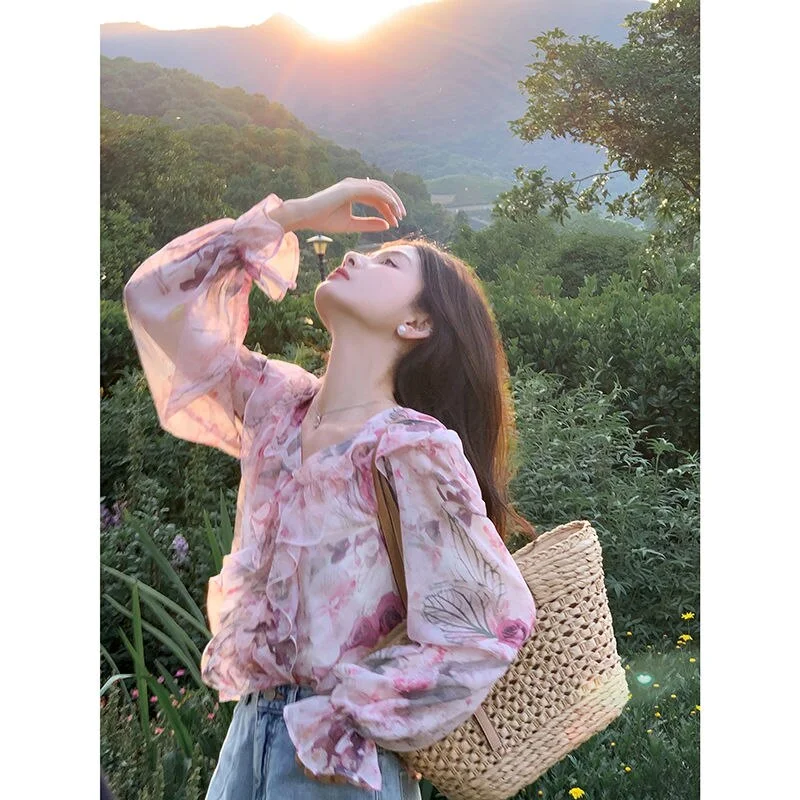 Women Spring Summer Elegant Print Flare Sleeve V-neck Blouse Female Korean Sweet Chiffon Ladies Fashion Shirt Tops