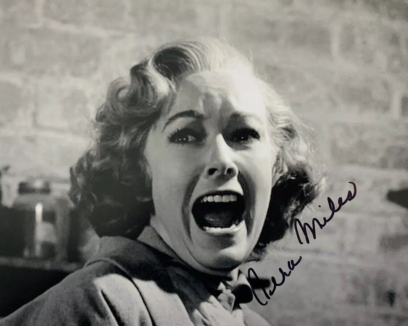 VERA MILES HAND SIGNED 8x10 Photo Poster painting HOT ACTRESS PSYCHO MOVIE STAR AUTOGRAPHED RARE