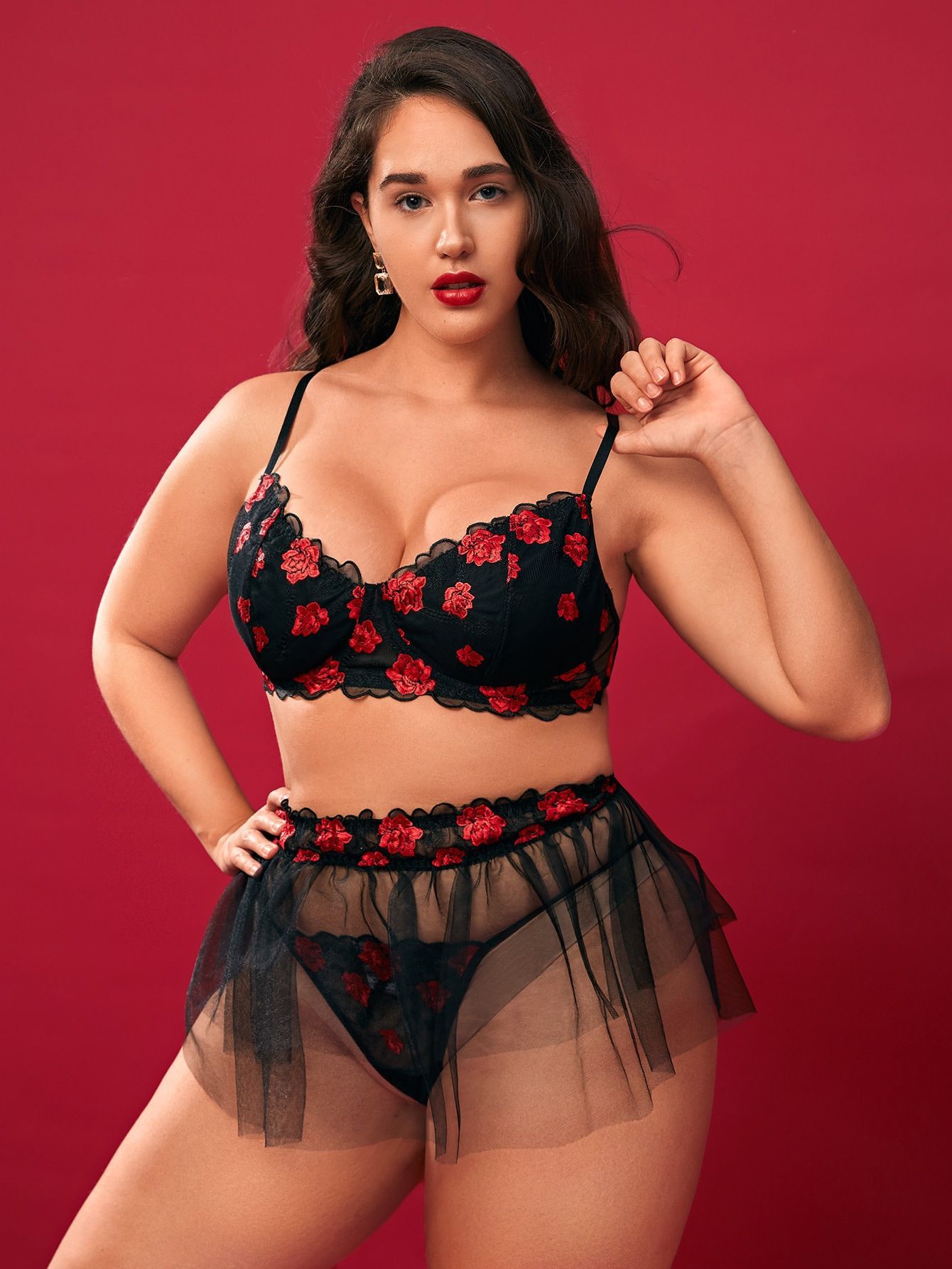 Lovingerie - Three-Point Sexy plus Size Semi See-through Seduction Lace Suit
