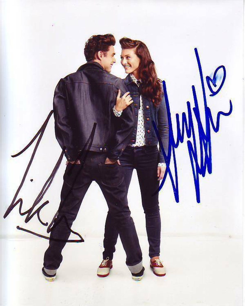 Amy heidemann and nick noonan signed autographed karmin 8x10 Photo Poster painting