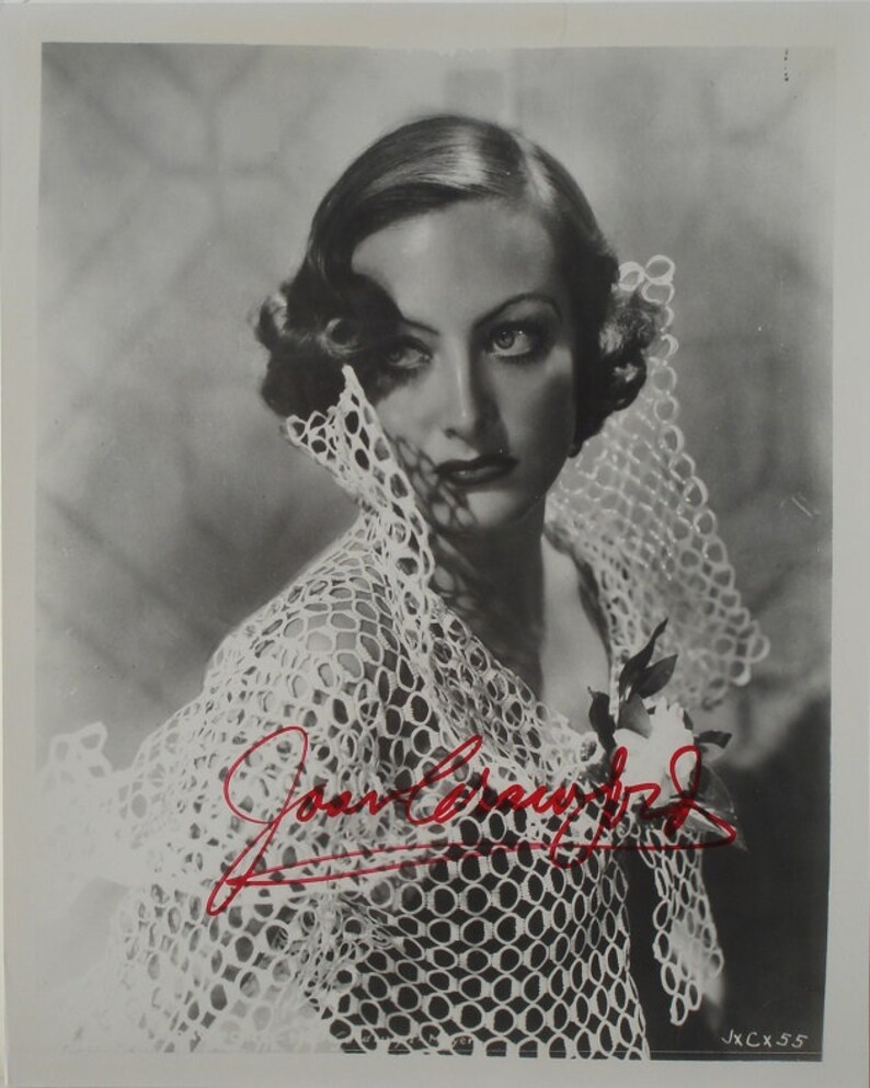 JOAN CRAWFORD SIGNED Autographed Photo Poster painting Mommie Dearest wcoa