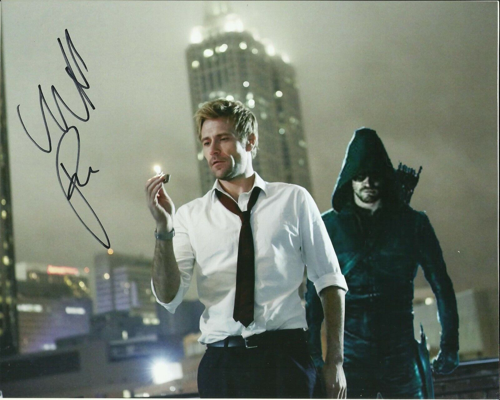 MATT RYAN SIGNED LEGENDS OF TOMORROW / CONSTANTINE Photo Poster painting UACC REG 242 (1)