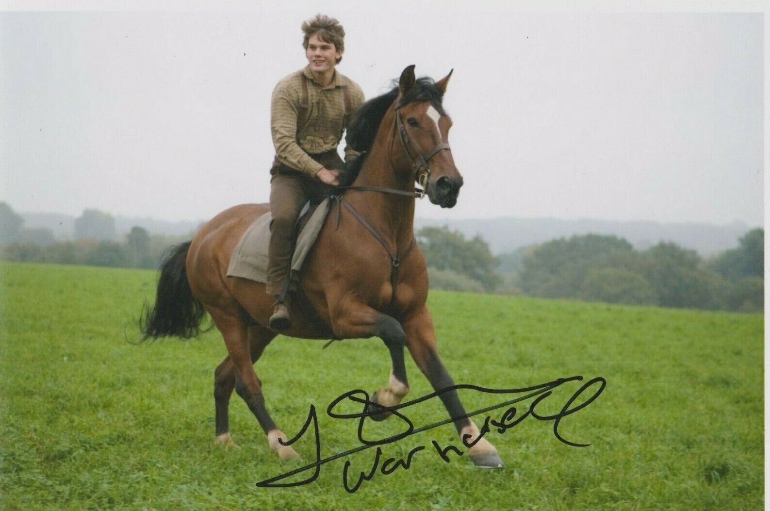 Jeremy Irvine **HAND SIGNED** 8x12 Photo Poster painting ~ War Horse ~ AUTOGRAPHED