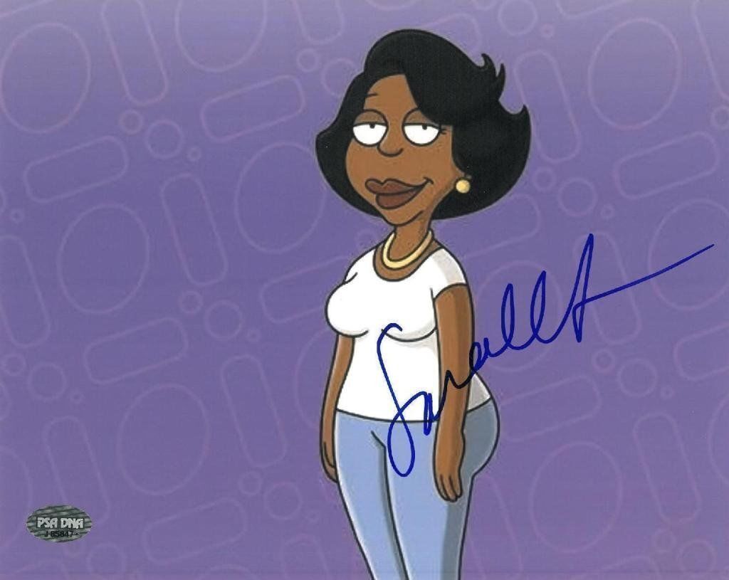 Sanaa Lathan Signed Cleveland Show Authentic 8x10 Photo Poster painting (PSA/DNA) #J85847