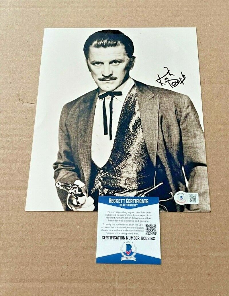 KIRK DOUGLAS SIGNED SPARTACUS 8X10 Photo Poster painting BECKETT CERTIFIED BAS