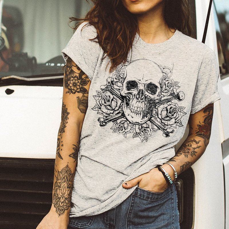 Skull flower print comfortable T-shirt designer