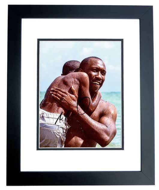 Mahershala Ali Signed - Autographed MOONLIGHT Oscar Winner 8x10 Photo Poster painting FRAMED