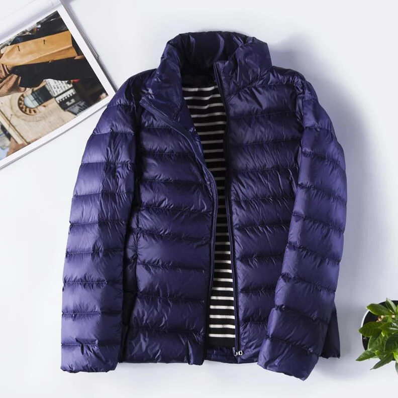 Autumn Winter Women Ultralight Thin Down Jacket White Duck Down Hooded Jackets Female Warm Coat Down Parka Portable Outwear