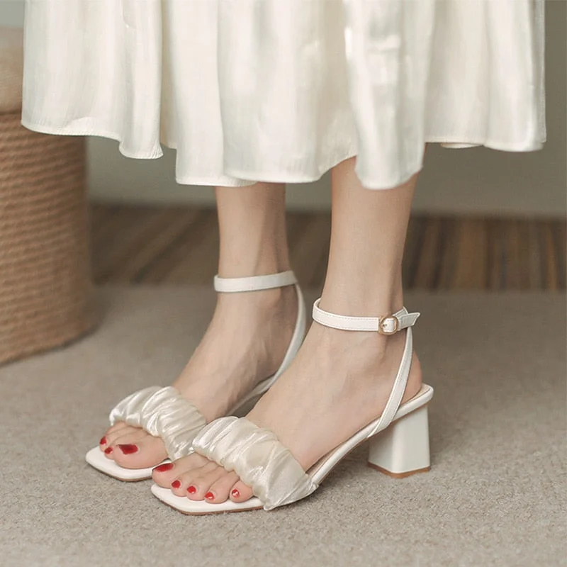 Lourdasprec  Internet celebrity one-line buckle open-toe women's sandals 2023 summer new French thick-heel fairy style with skirt high heels