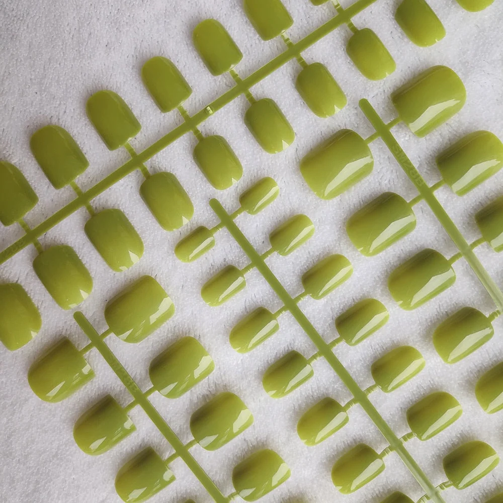 4 Sets/lot Mixed Colors False Nail Tips Short Full Cover Square Fake Nails Comfortable Multicolor Press On Nails Nail DIY-Nail Inspo