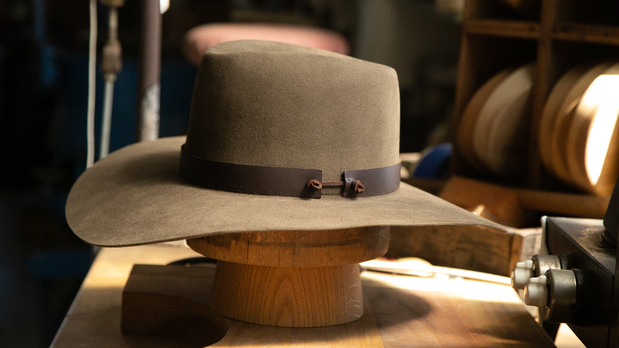 Western Cowboy Hat For Men And Women, Classic Straw Hat