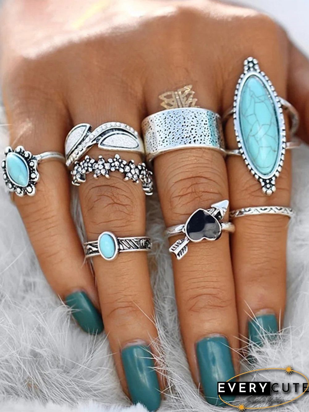 8Pcs Ethnic Style Turquoise Heart Ring Set Beach Holiday Jewelry