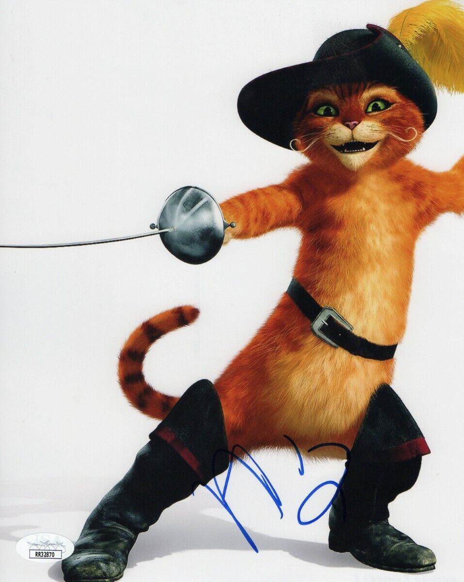 Antonio Banderas Signed Autographed 8X10 Photo Poster painting Puss N' Boots Shrek JSA RR32870