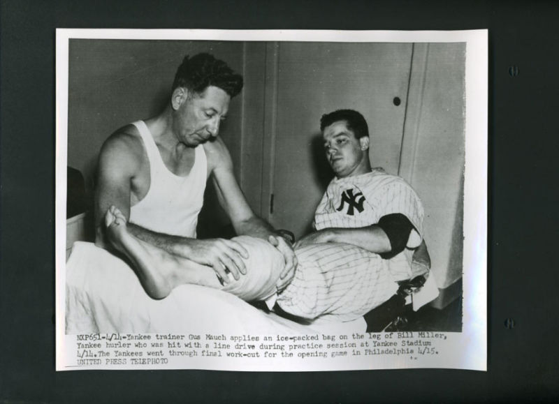 Bill Miller & Trainer Gus Mauch New York Yankees 1952 Press Photo Poster painting