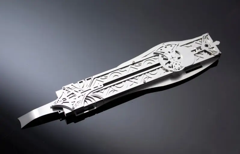 Hidden Blade Metal AC Aguilar real hidden blade image 8