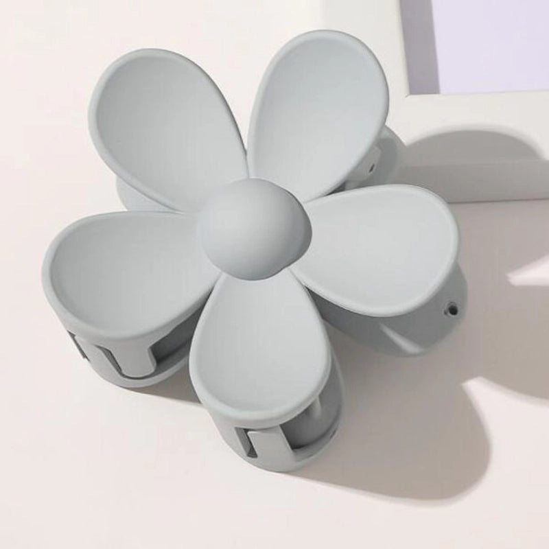 Women’s Sweet Korean Style Flower Plastic Stoving Varnish Hair Claws