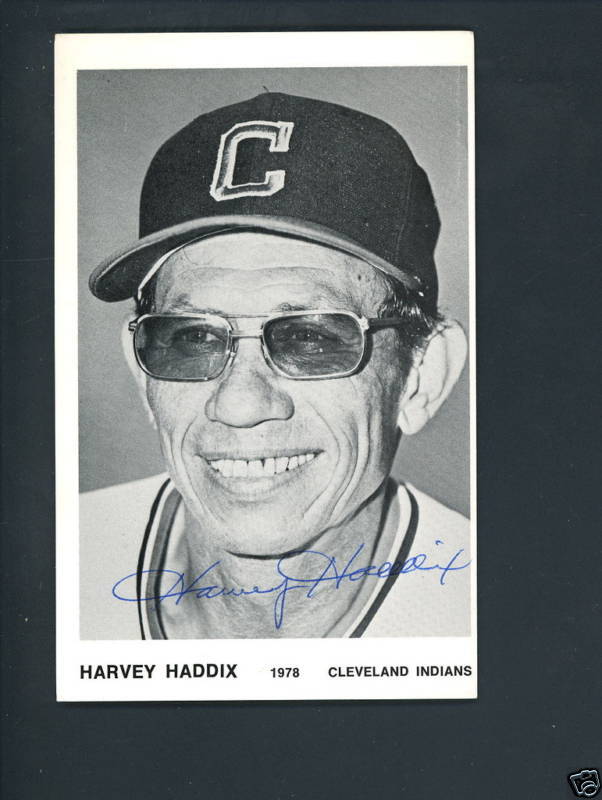 Harvey Haddix Indians Signed Autographed 3 X 5 Photo Poster painting