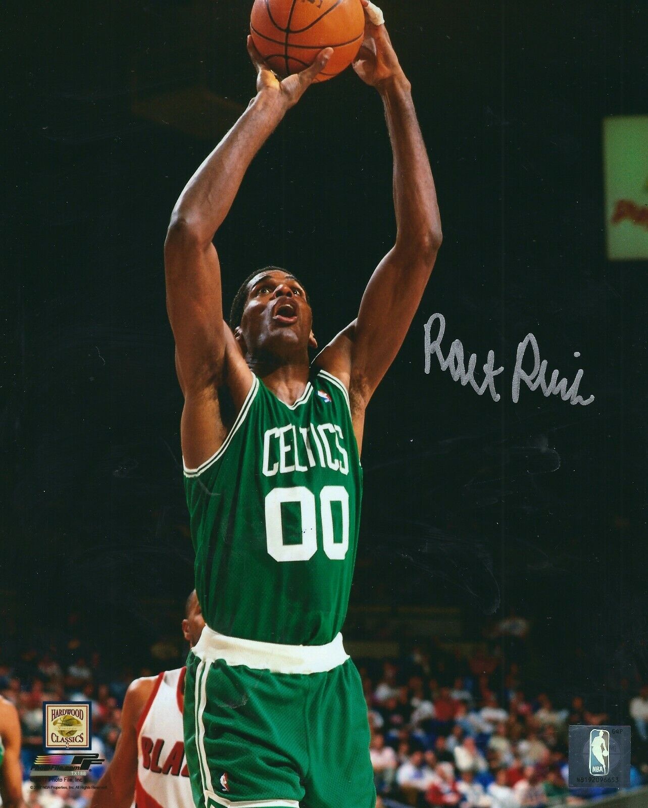 Signed Robert Parish 8x10 Boston Celtics Autographed Photo Poster painting w/COA