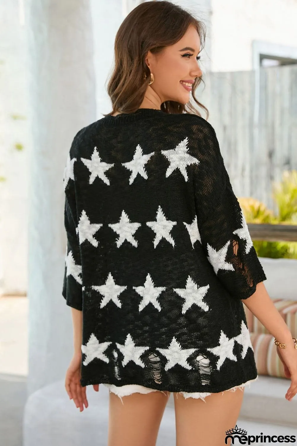 Star Pattern Round Neck Distressed Top