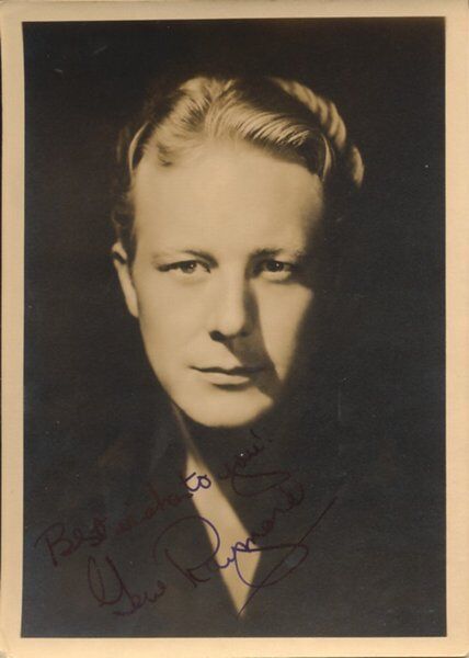 Gene Raymond 1908-98 genuine autograph 5x7