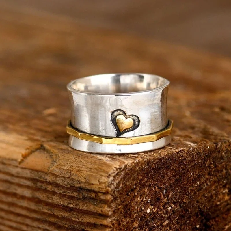 🔥Last Day 75% OFF🎁Gold Heart Rotatable Ring