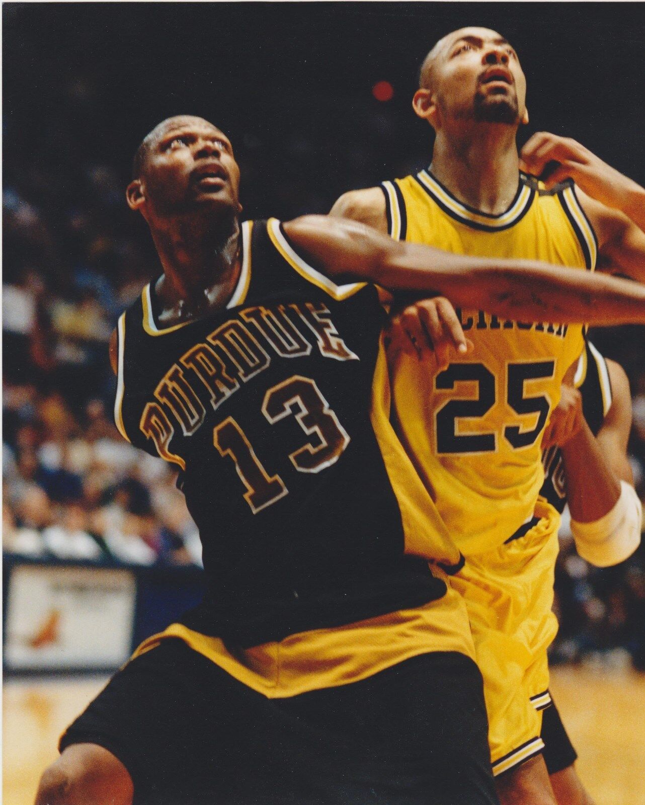 Glenn Robinson vs Juwan Howard 8x10 color Photo Poster painting-Purdue, Michigan