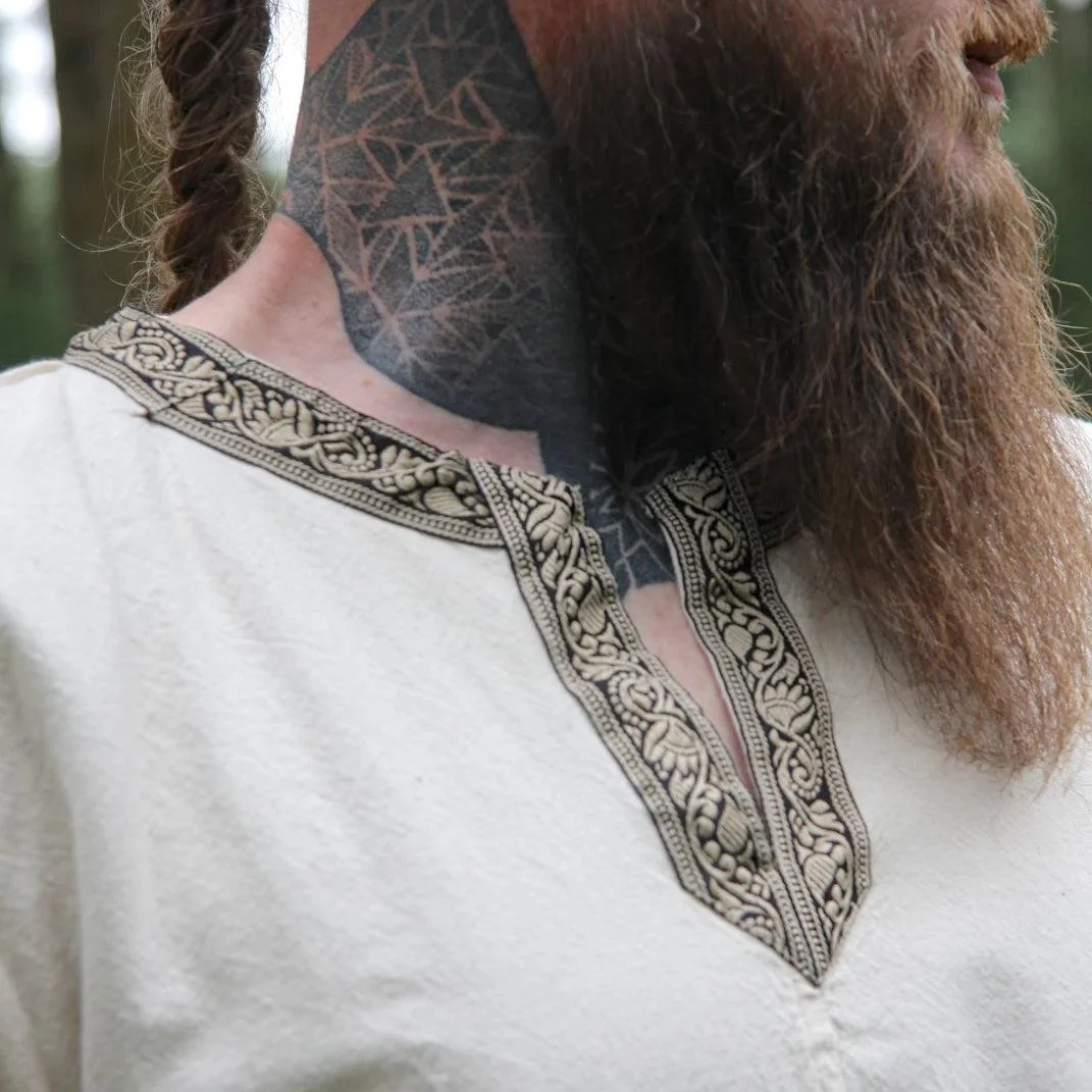 Men's Viking Embroidered Robe Top-inspireuse