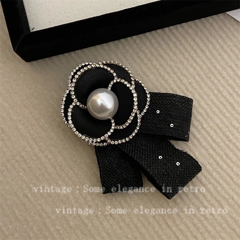 Elegant Pin Flower Imitation Pearl Plating Women’s Brooches