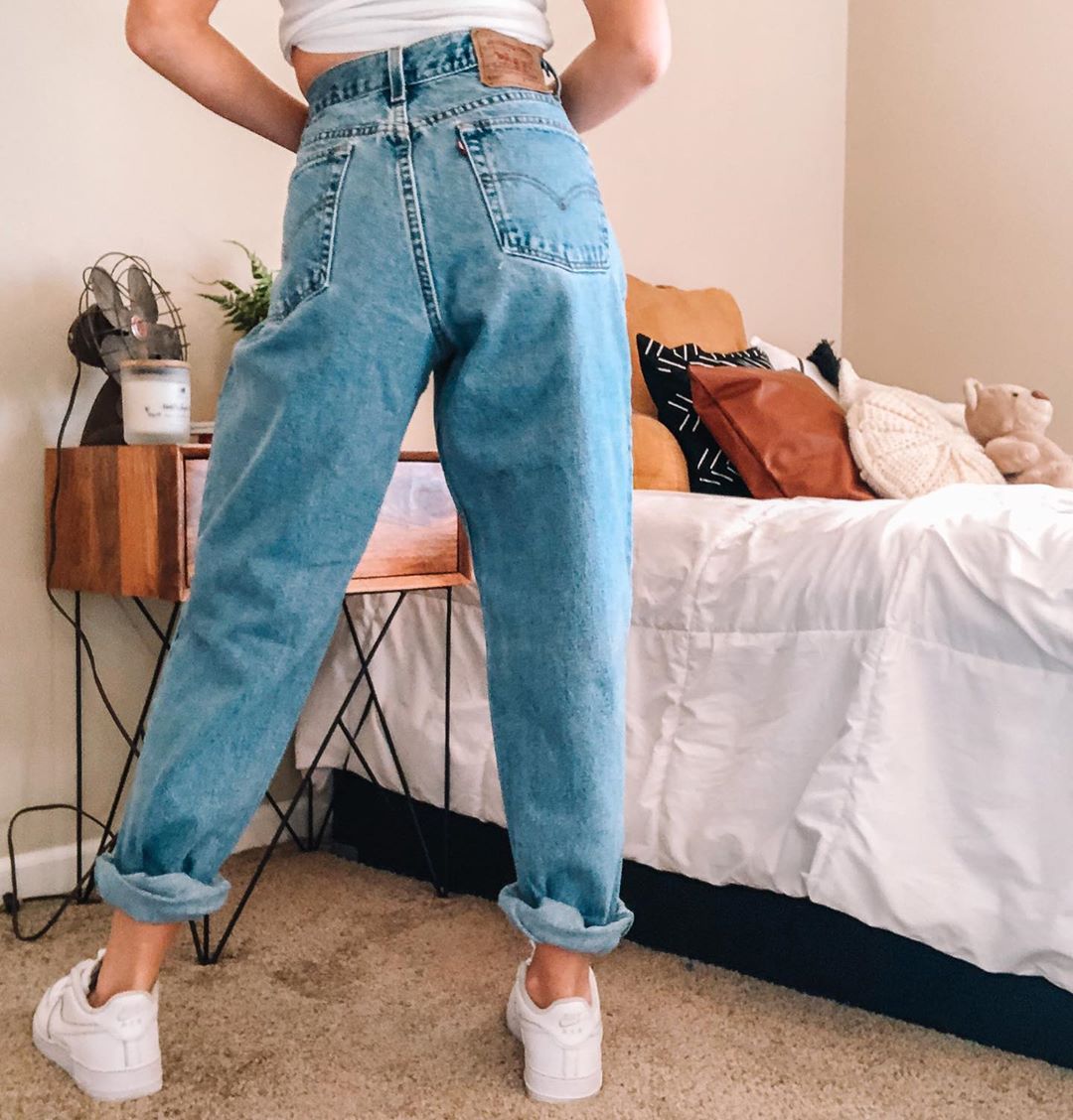 loose fit light blue jeans