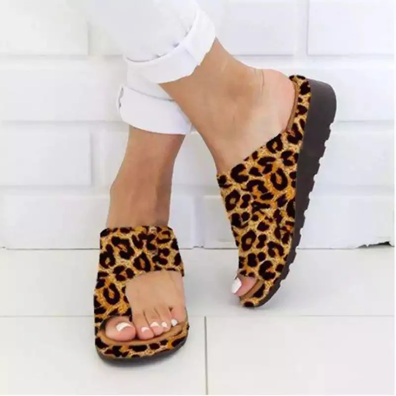 Qengg New Women Sandals All-match Fashion Comfy Platform Flat Shoes Soft Sole Casual Orthopedic Bunion Corrector Slippers Zapatos Nina