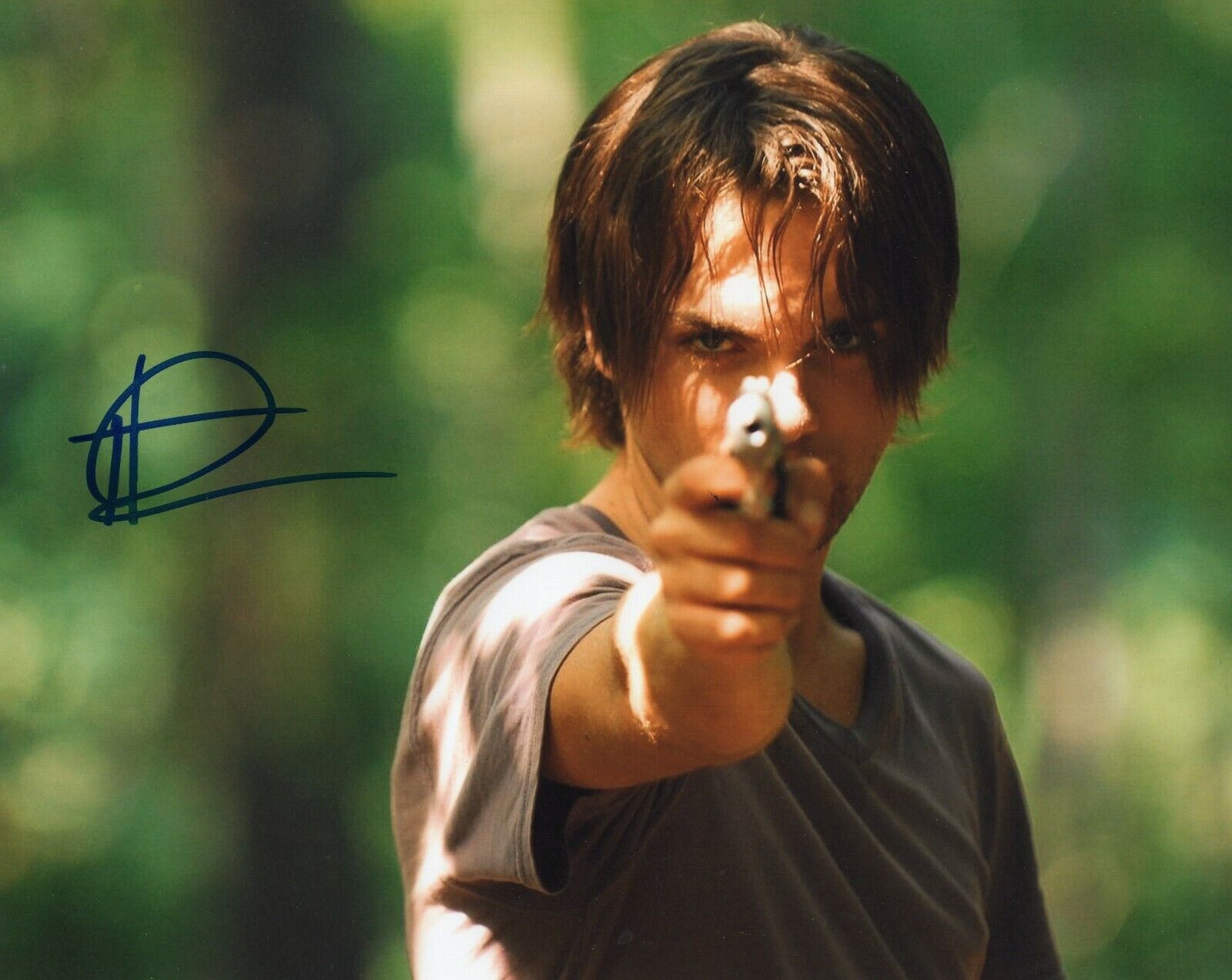 Thomas Dekker Signed 8x10 Photo Poster painting w/COA Terminator John Connor #4