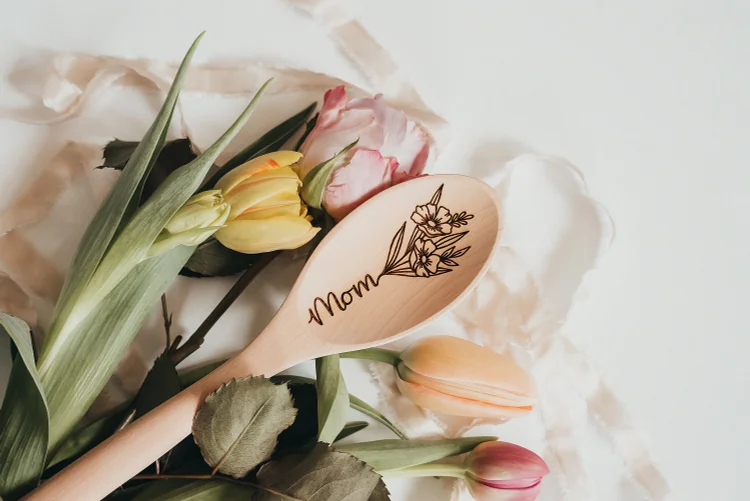 Kitchen gift set, Wooden engraved spoons, weeding gift, mothers