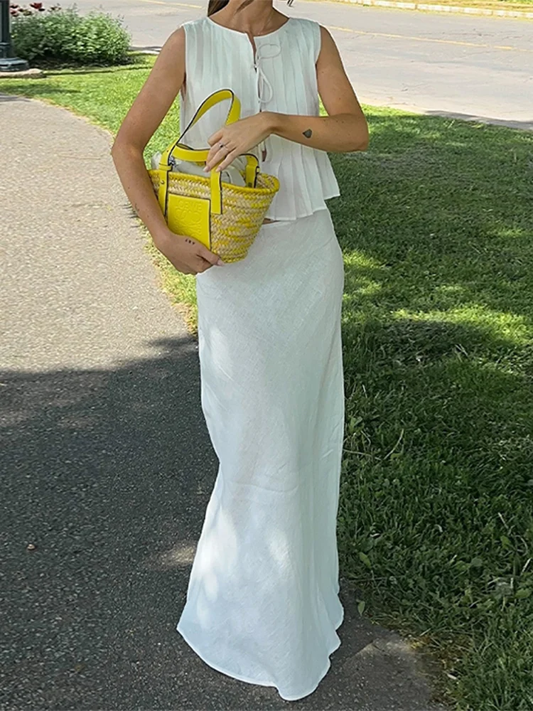 Women's Elegant Design Cotton Linen Pleated Sleeveless Ruffled Hem Top