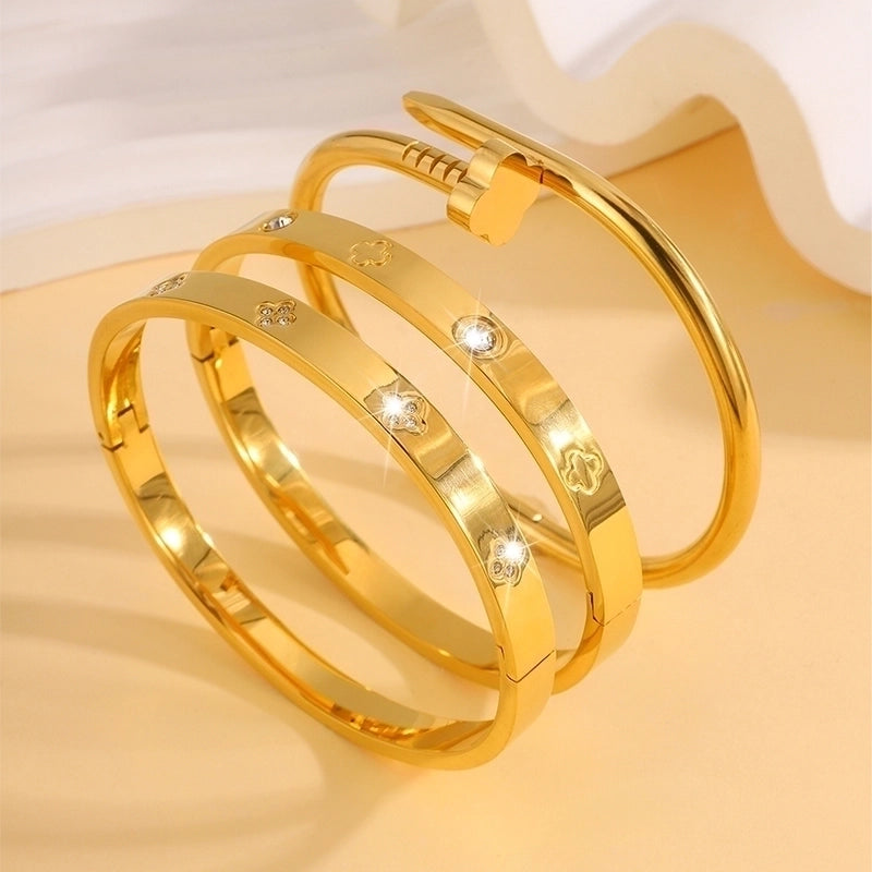 Elegant French Style Classic Style Four Leaf Clover 304 Stainless Steel Bangle In Bulk