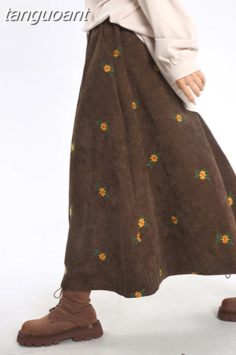 tanguoant Spring Women High Waist Skirts Korean Style Vintage Corduroy Mid-long A-line Floral Embroidery Loose Retro Skirt Feamle Y2K