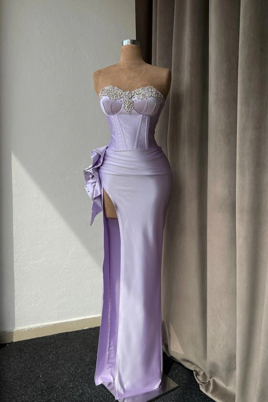 Oknass Sweetheart Strapless Sleeveless Long Split Pleated Prom Dress With Rhinestone