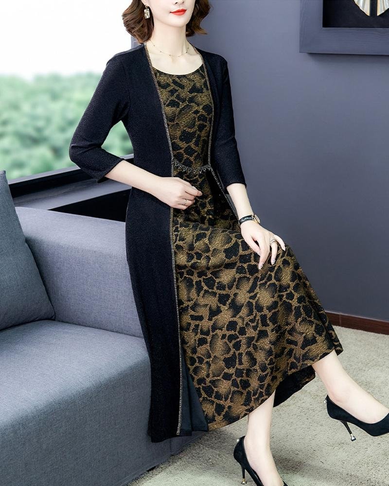 Knitted Slim Fit Dress with Elegant Lace and Leopard Print Dress