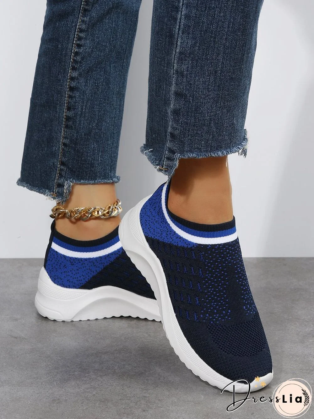 Women Striped Sports All Season Split Joint Breathable Mesh Fabric Fabric Fly Woven Shoes EVA Sneakers