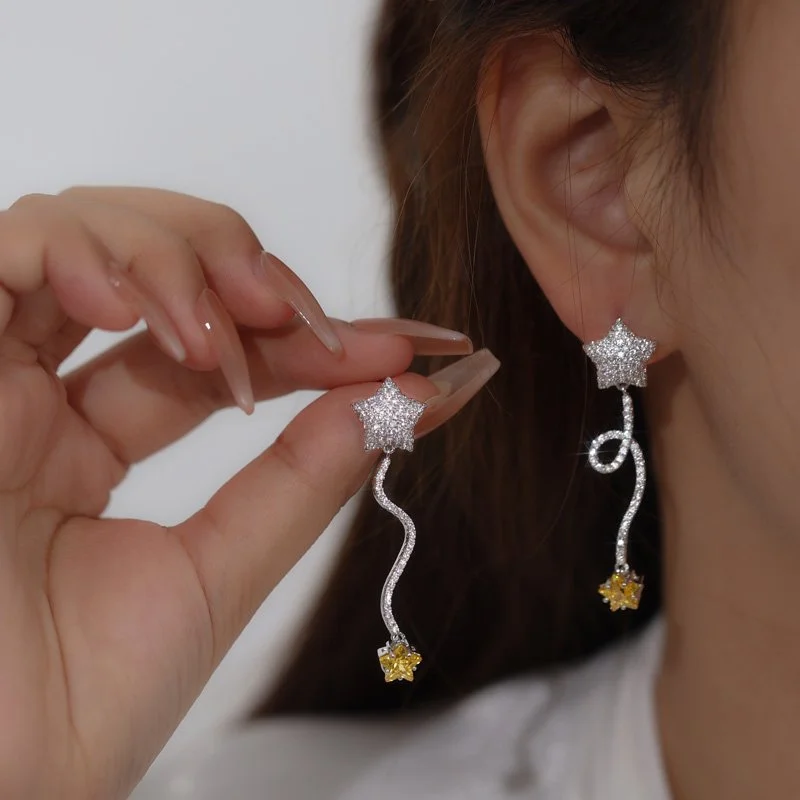 Hugoiio™ Star stud earrings