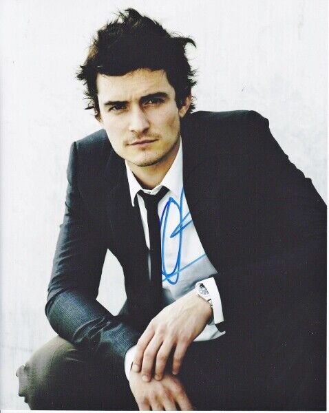 Orlando Bloom Signed - Autographed Sexy 8x10 inch Photo Poster painting with Certificate