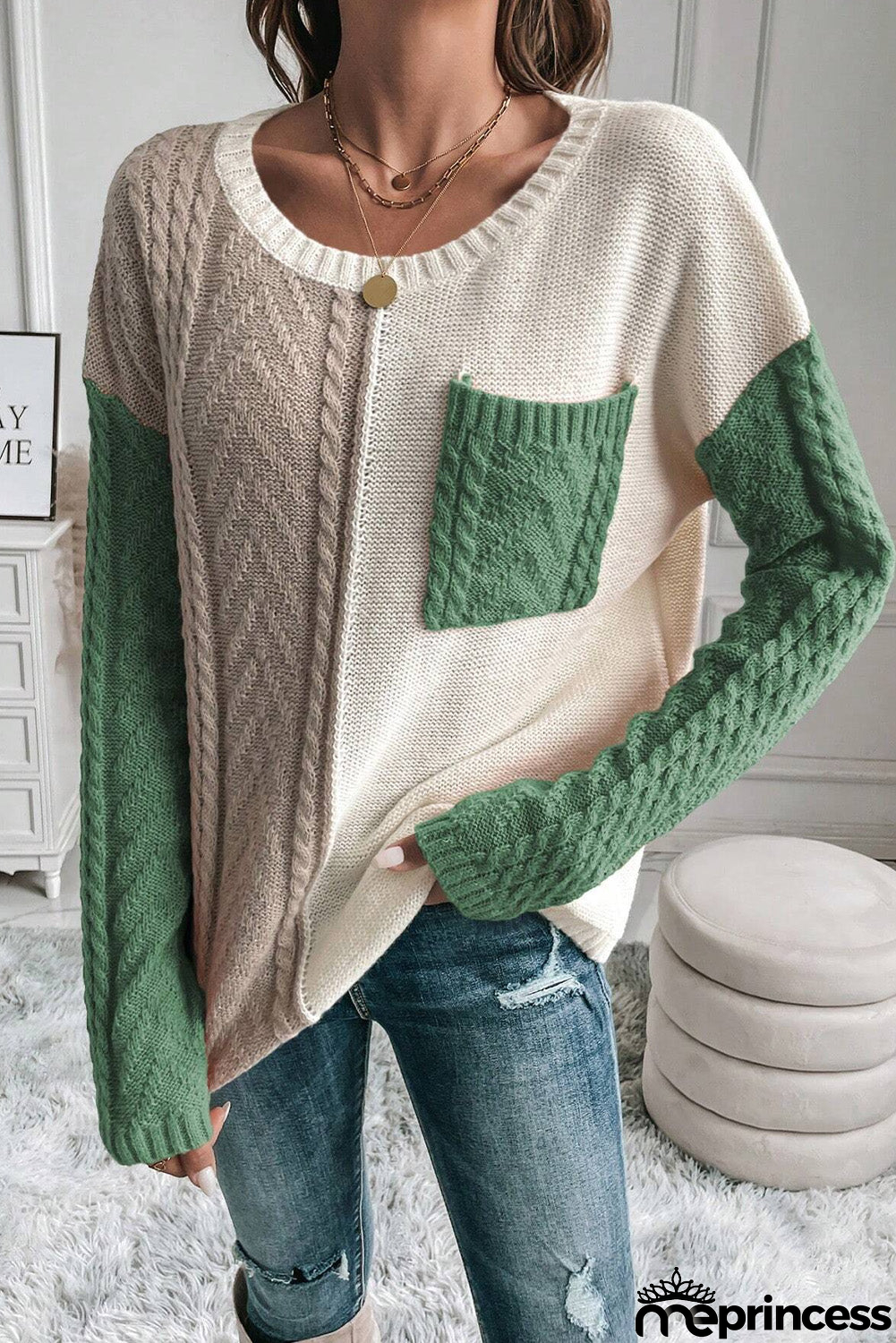 Fashionable and Effortless garment