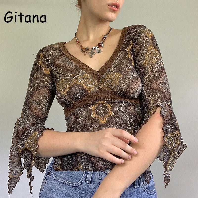 Gitana 2022 Autumn Vintage Print Flare Sleeve Lace Crop Top Women Slim Elegant V Neck T Shirts Harajuku Tee Shirts