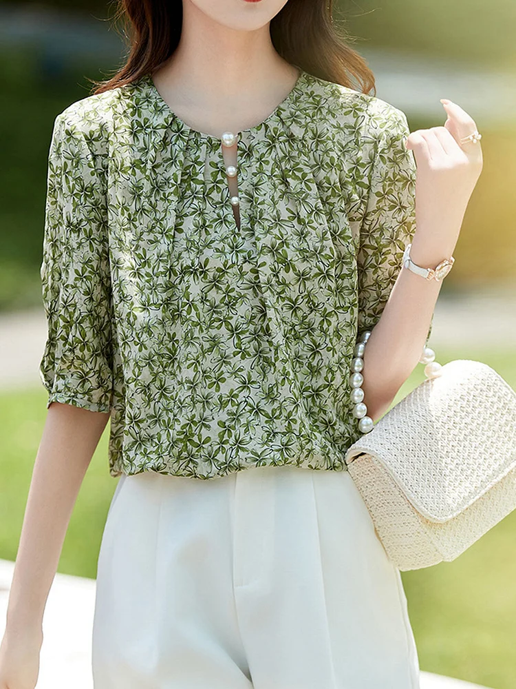 Classic Crew Neck Floral Chiffon Top