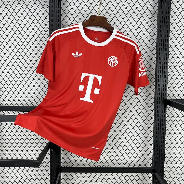 Fans 2025-26 Bayern Munich Third Goalkeeper Jersey