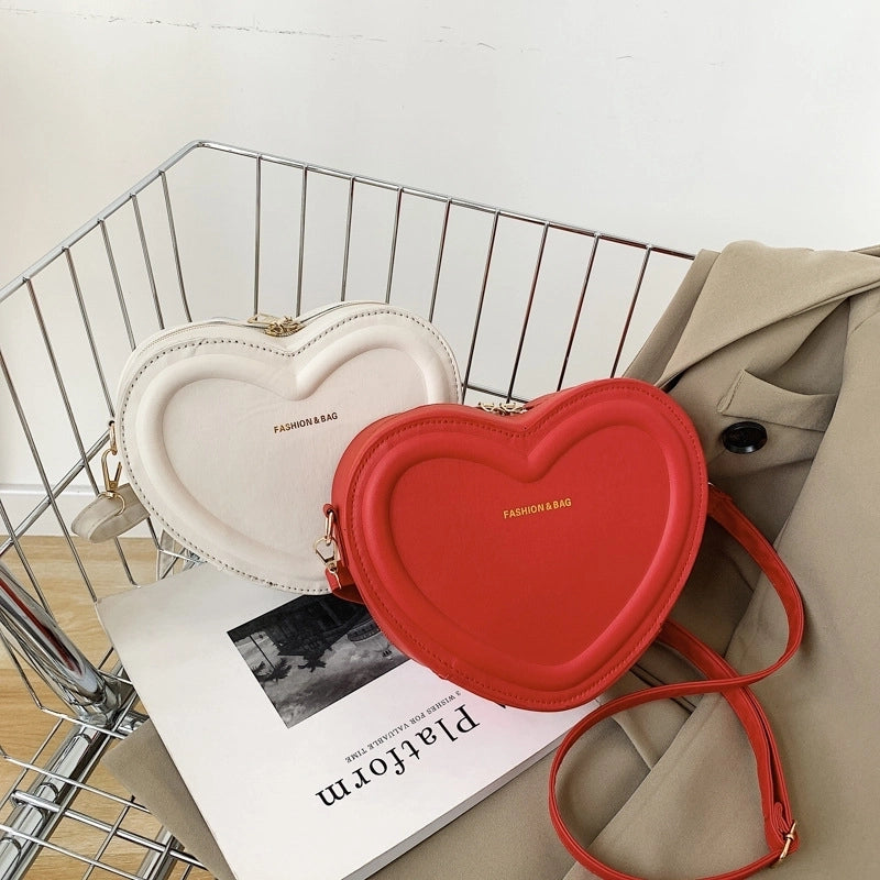 Women’s Small Pu Leather Solid Color Fashion Heart-shaped Zipper Crossbody Bag